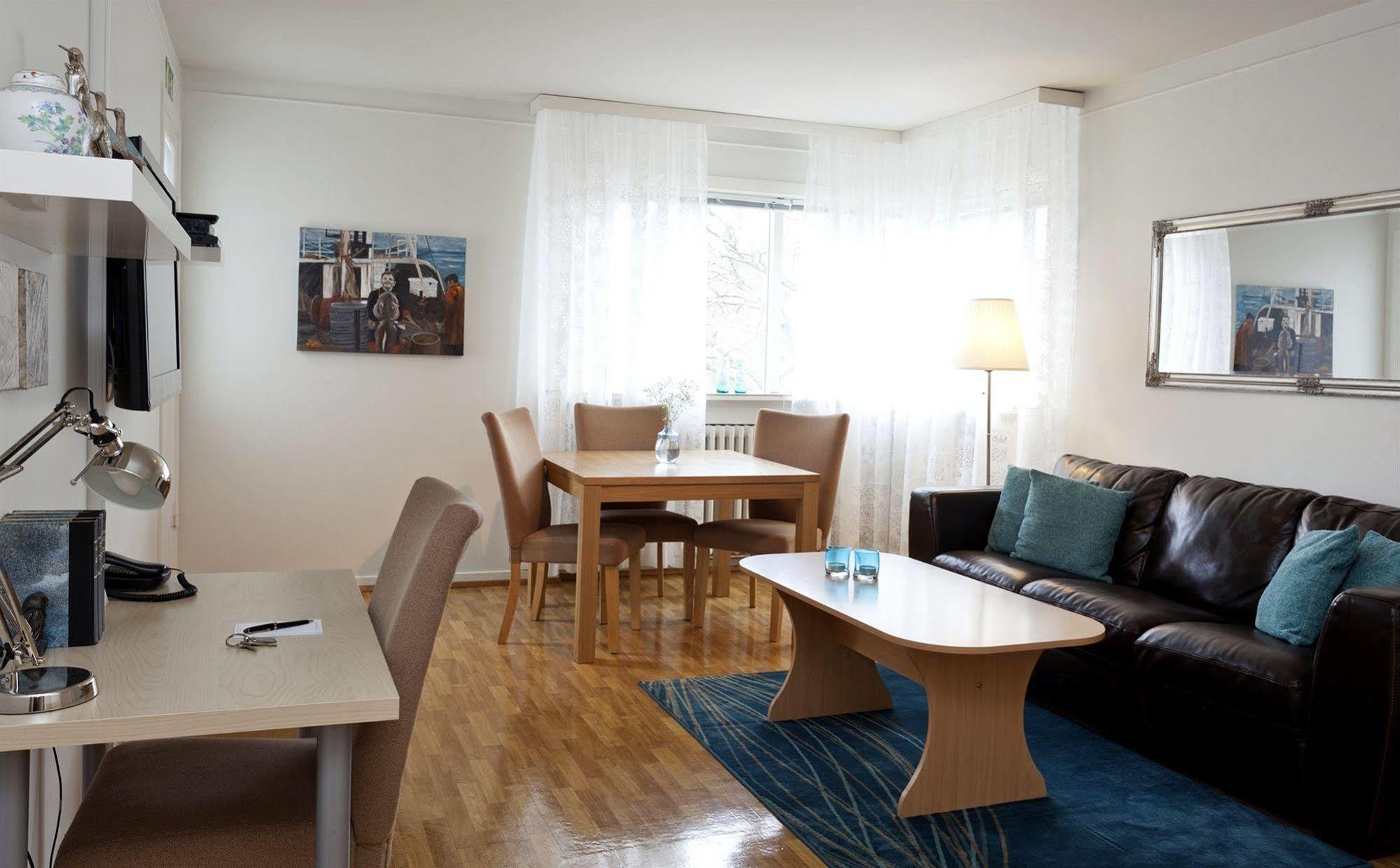 Castle House & Embassy Luxury Apartments Рейкьявик Экстерьер фото